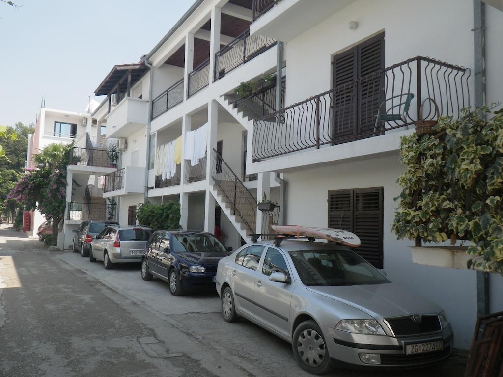Apartments Marnikovic Улцинь Экстерьер фото